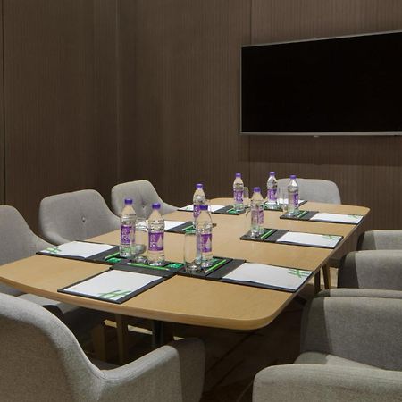 Holiday Inn & Suites Tianjin Downtown By Ihg,Tianjin Drum Tower,Joycity Shopping Mall,Tianjin Ancient Cultural Street,Haihe River,The Porcelain House,Convenient Access To Tianjin Binhai International Airport Exterior photo
