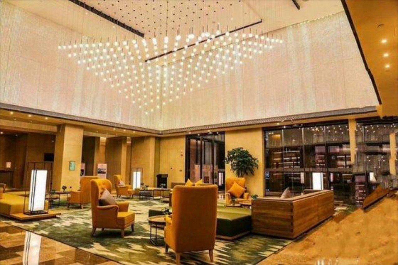 Holiday Inn & Suites Tianjin Downtown By Ihg,Tianjin Drum Tower,Joycity Shopping Mall,Tianjin Ancient Cultural Street,Haihe River,The Porcelain House,Convenient Access To Tianjin Binhai International Airport Exterior photo