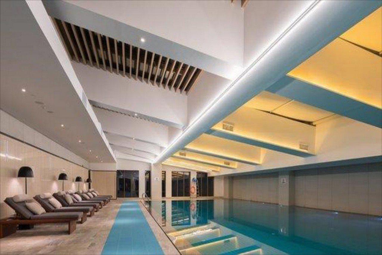 Holiday Inn & Suites Tianjin Downtown By Ihg,Tianjin Drum Tower,Joycity Shopping Mall,Tianjin Ancient Cultural Street,Haihe River,The Porcelain House,Convenient Access To Tianjin Binhai International Airport Exterior photo