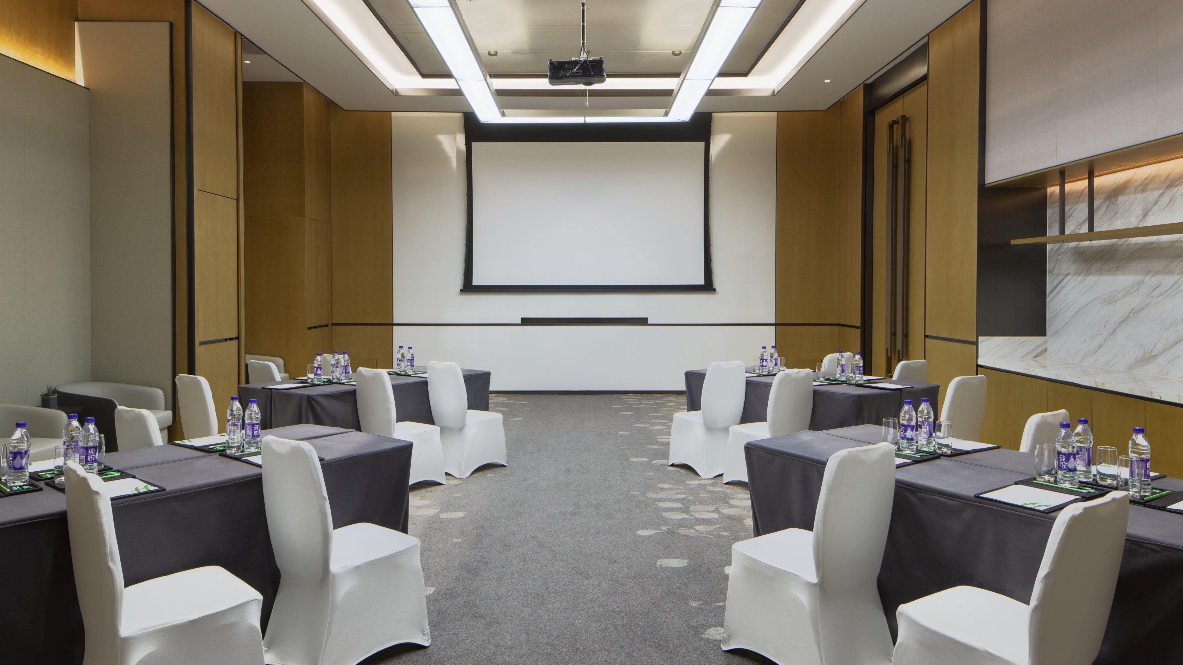 Holiday Inn & Suites Tianjin Downtown By Ihg,Tianjin Drum Tower,Joycity Shopping Mall,Tianjin Ancient Cultural Street,Haihe River,The Porcelain House,Convenient Access To Tianjin Binhai International Airport Exterior photo