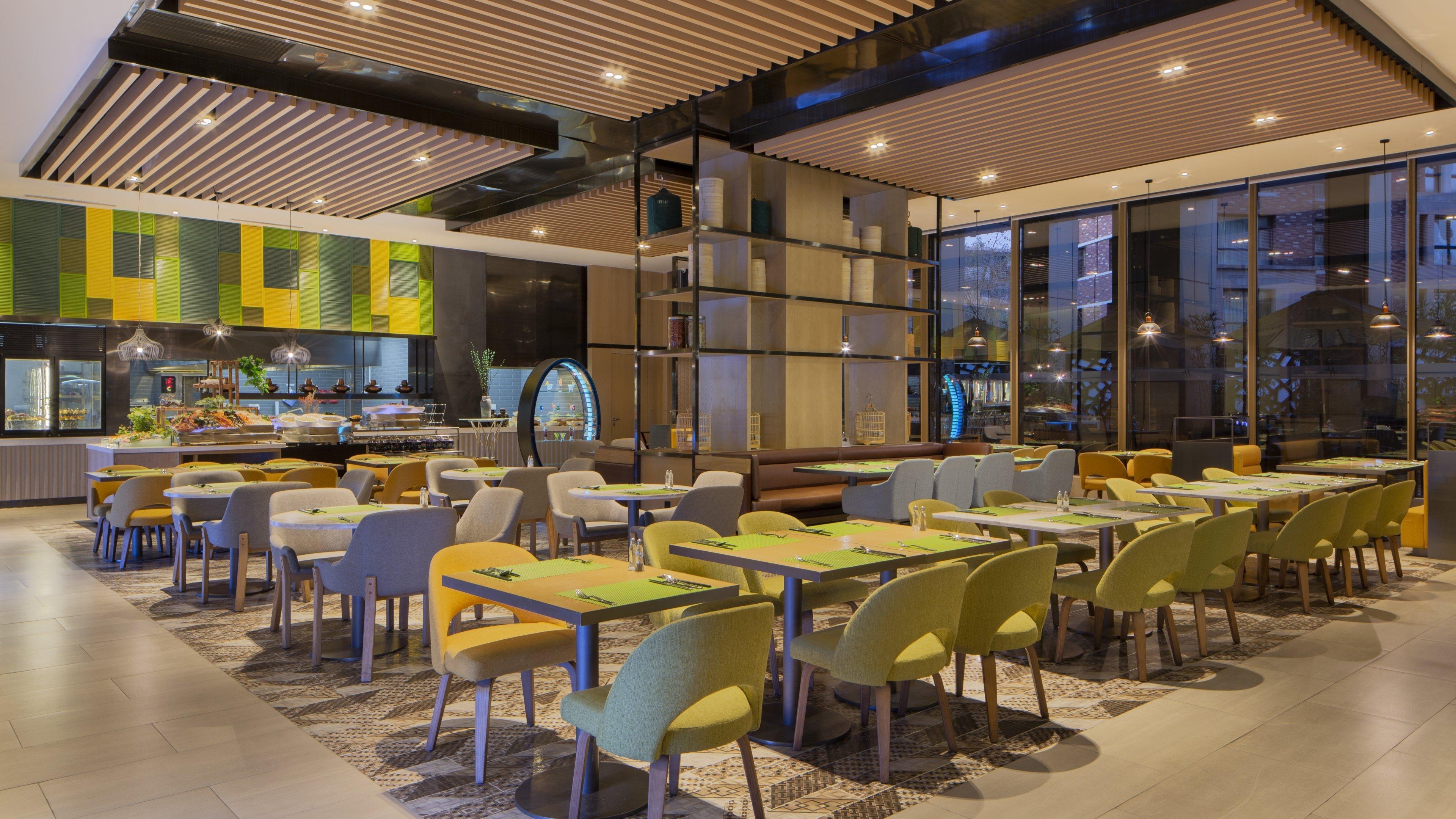 Holiday Inn & Suites Tianjin Downtown By Ihg,Tianjin Drum Tower,Joycity Shopping Mall,Tianjin Ancient Cultural Street,Haihe River,The Porcelain House,Convenient Access To Tianjin Binhai International Airport Exterior photo